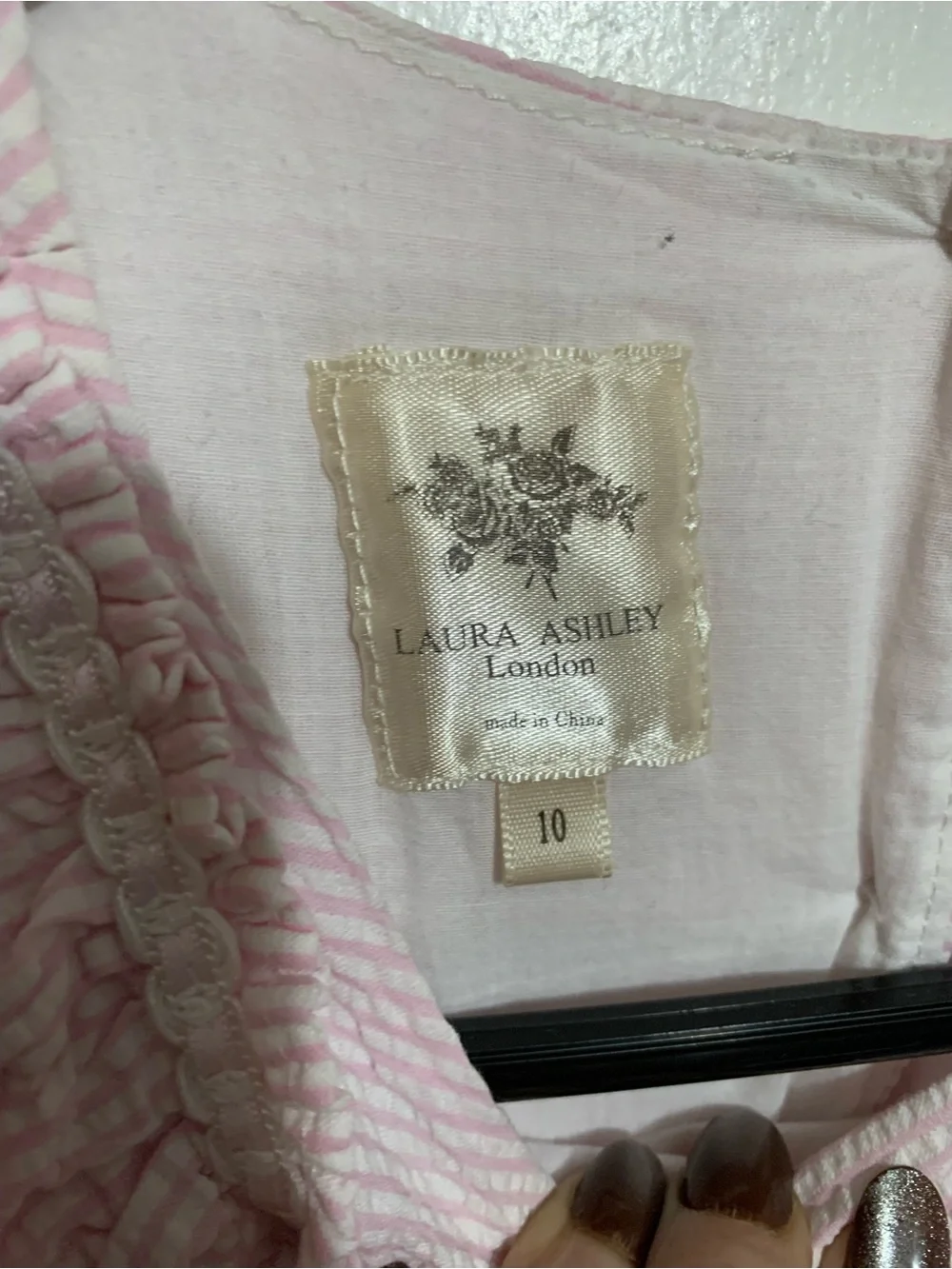 Laura Ashley London Girls Pink Seersucker Ruffle Dress Size 10 Cottagecore